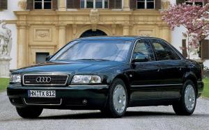Audi A8 3.3 TDI Quattro 1999 года